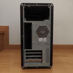 パソコンミドルタワーケースの画像