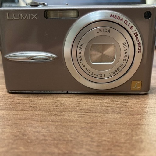 【引渡し決定】デジタルカメラ Panasonic LUMIX DMC-FX30