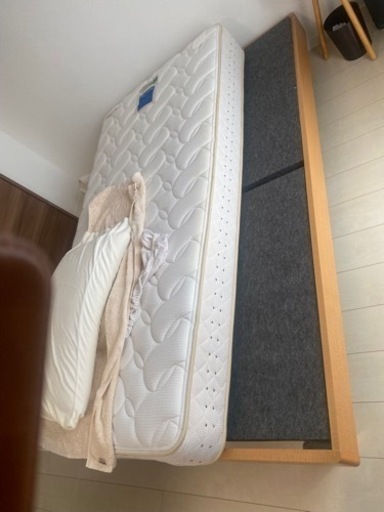 【土日お渡し限定】シングルベッドフレーム&マットレス