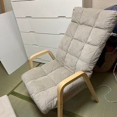 【お値下げしました！】リクライニングチェアとオットマンの画像