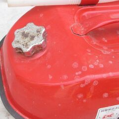 ☆地元のみ発送不可☆ガゾリン　携行缶　１０L☆混合油の携行にもどうぞ☆の画像