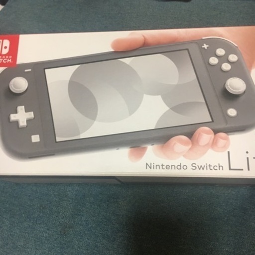 新品未開封Switchライト本体＋ドラクエ11