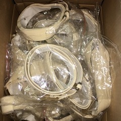 新品 女性用ベルトたくさんまとめてお譲りしますの画像