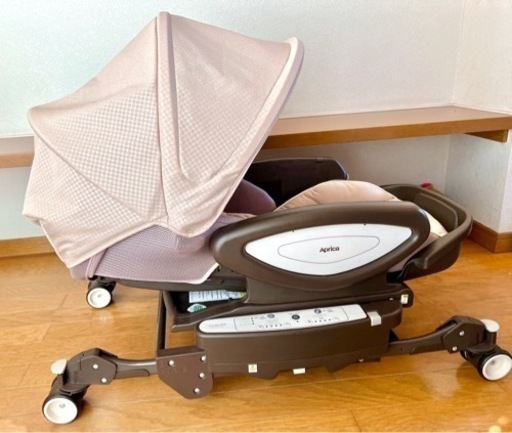 値下げしました】アップリカ ユラリズムオートプレミアム ネオシファーレ