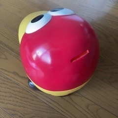 キョロちゃん貯金箱の画像
