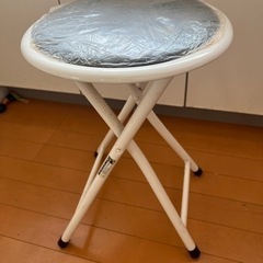ホームセンター買いました椅子です。の画像