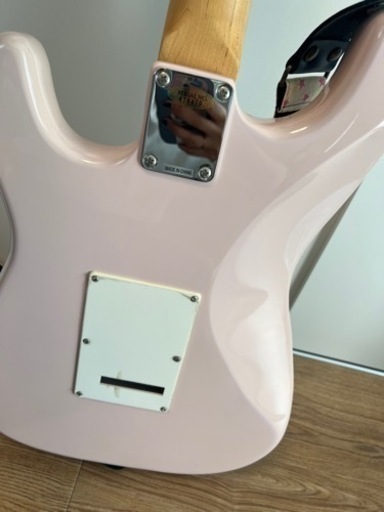 BUSKER'S ピンクエレキギター