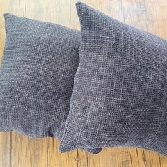 差し上げます！クッション2個セット　40x40  ブラウン