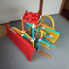 普通につかえます。現状でよければ無料で差し上げます。