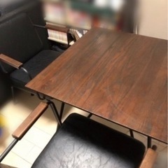 LOWYA ダイニングテーブル　チェア２つ付き