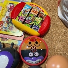 アンパンマン 色々セット ガチャガチャ 本 の画像