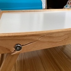 IKEA テーブルの画像
