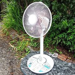 ★Panasonic 30センチ 扇風機　多機能　リモコン付き　F-CL327の画像