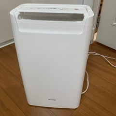 2020年アイリスオーヤマ除湿機　美品
