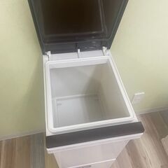 5月末まで！二段式ゴミ箱　取りに来ていただける方☆の画像