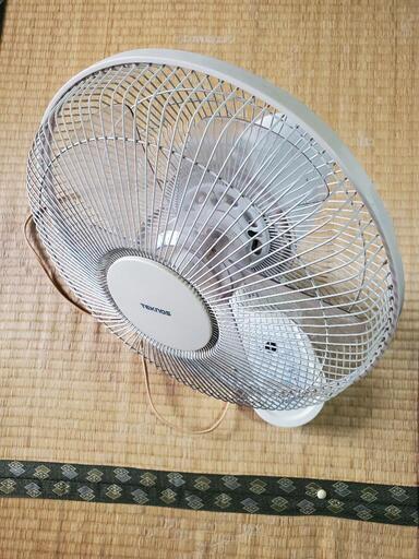 壁掛け扇風機