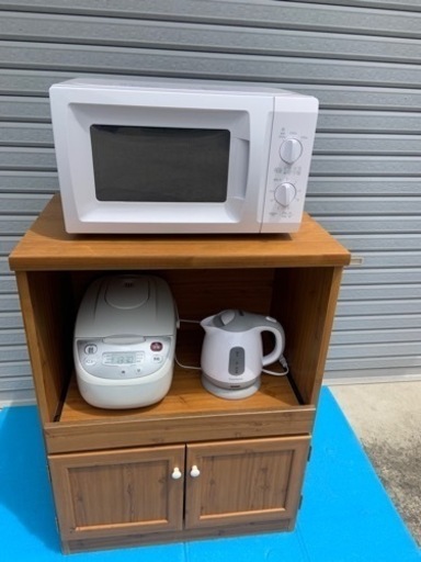 【早い者勝ち】家具付き　家電3点　電子レンジ　炊飯器　ケトル　キッチン収納　北九州市　レンジ