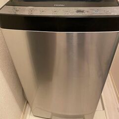 年式2022 ハイアール　全自動電気洗濯機　5.5 KG 