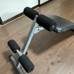 腹筋マシーンの画像