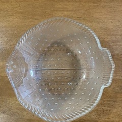 ちょっと大きめ　ガラスの器の画像