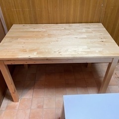 IKEA ダイニングとベンチシート