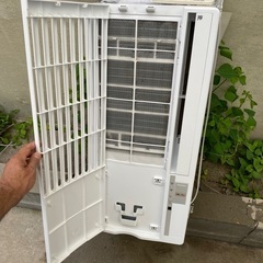 窓用エアコンHaier 2019年製 まだ使える。の画像