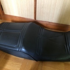 ヤマハXJR1200 純正シート　年式1998