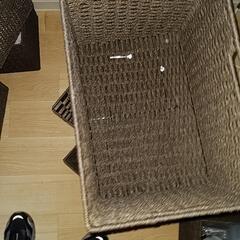 カゴの画像
