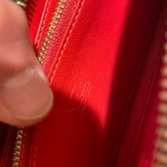 ルブタンの長財布です。の画像
