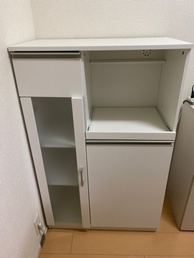 食器棚