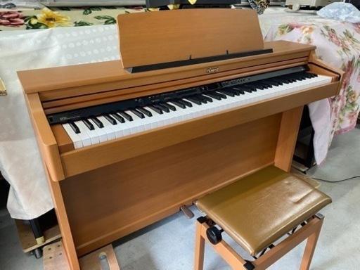 お薦め品‼️良品‼️激安‼️ローランド電子ピアノ HP203 2007年