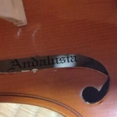 急ぎ　ヴァイオリン　鍵付きケース付き　美品の画像