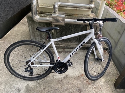 クロスバイク、空気入れお付けします