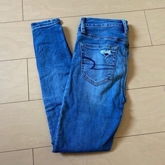 アメリカンイーグル　スキニー　Mサイズ？