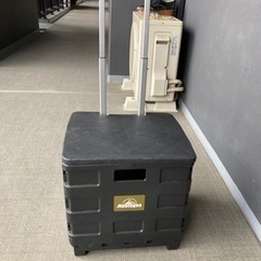 コンテナ、キャリーカート、コンパクトの画像