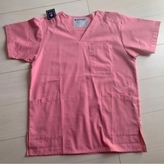スクラブ　ナースリー　タグ付　新品