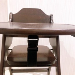 お値下げしました❣️配達可🙆‍♀️ 大和屋 キッズチェア🪑 ブラウンの画像