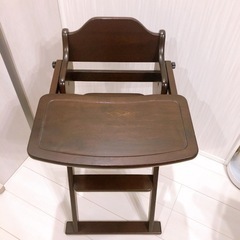 お値下げしました❣️配達可🙆‍♀️ 大和屋 キッズチェア🪑 ブラウンの画像