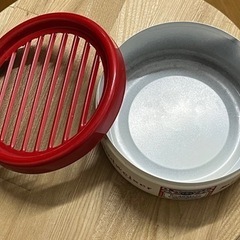 バドワイザーの灰皿？缶の画像