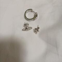 ピアス　ヴィヴィアンウエストウッド