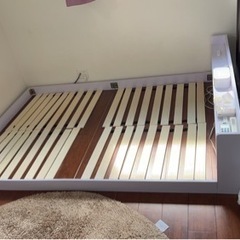 【お話中】 ダブルベッド ロータイプ フレームのみ ホワイトの画像