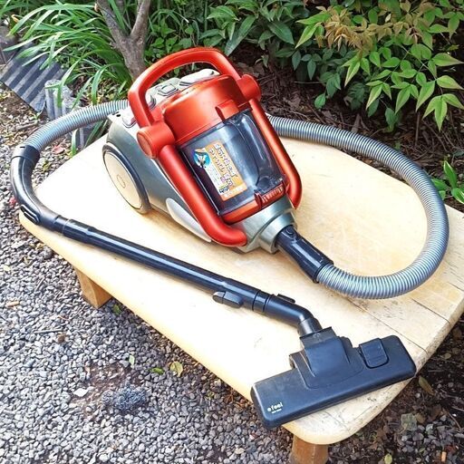★お届け可！★ アイリスオーヤマ　サイクロン 掃除機 ECC-1000