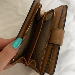 マイケルコース　二つ折り財布　直接取引のみの画像