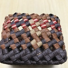 小物入れ（茶系）の画像