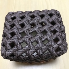 小物入れ（茶系）の画像