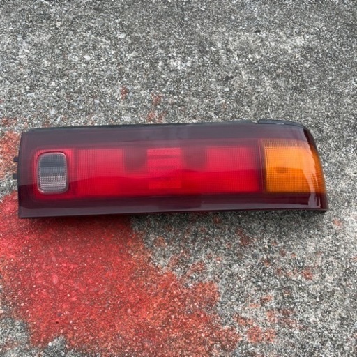 セフィーロ　A31 テールランプ