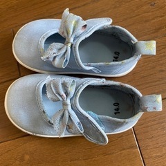 お出掛け靴の画像
