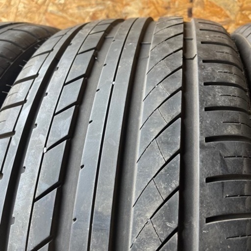 バリ山　HIFLY HF805 255/35R20 夏タイヤ　2020年製　20インチ　