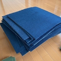 【ニトリ】タイルカーペット66枚の画像
