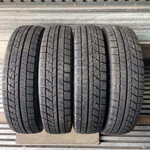 バリ山　BRIDGESTONE ブリヂストン　ブリジストン　VRX 145/80R13 スタッドレス　タイヤ　2016年製　13インチ